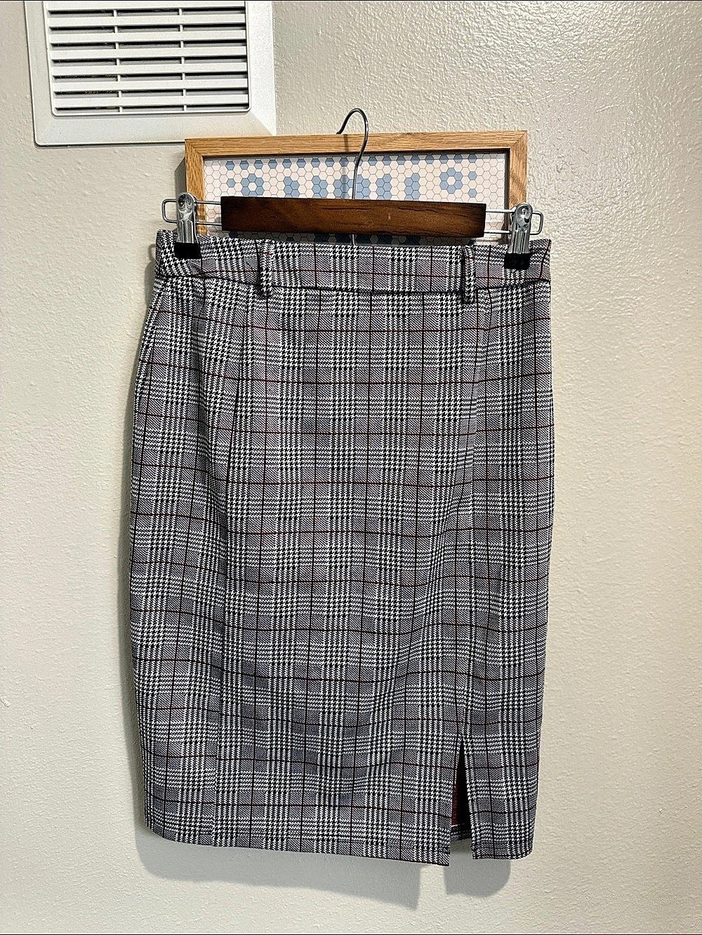 Kate Kasin Plaid Pencil Skirt in Gray & Red Size Small